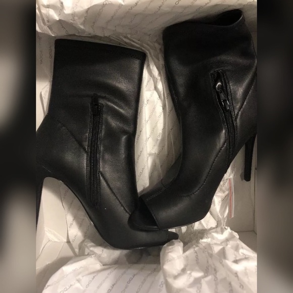 NEW Aldo Eliliane Peep Toe High Heel Booties 8 - Picture 2 of 2